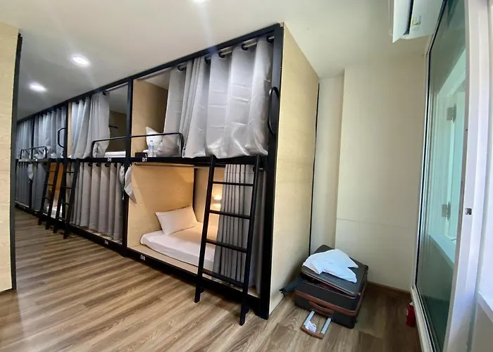 Forgotten Silom Albergue
